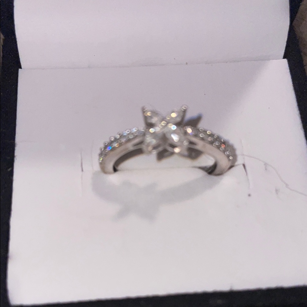 Fine Silver 925 Solid Moissanite Floral Ring - image 4